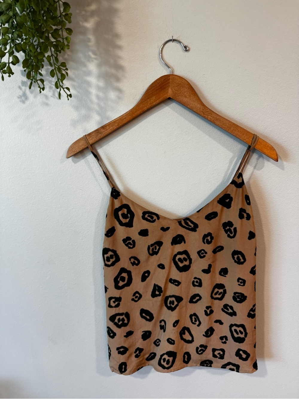 L'AGENCE SilkTaupe animal print Top - brown size xs